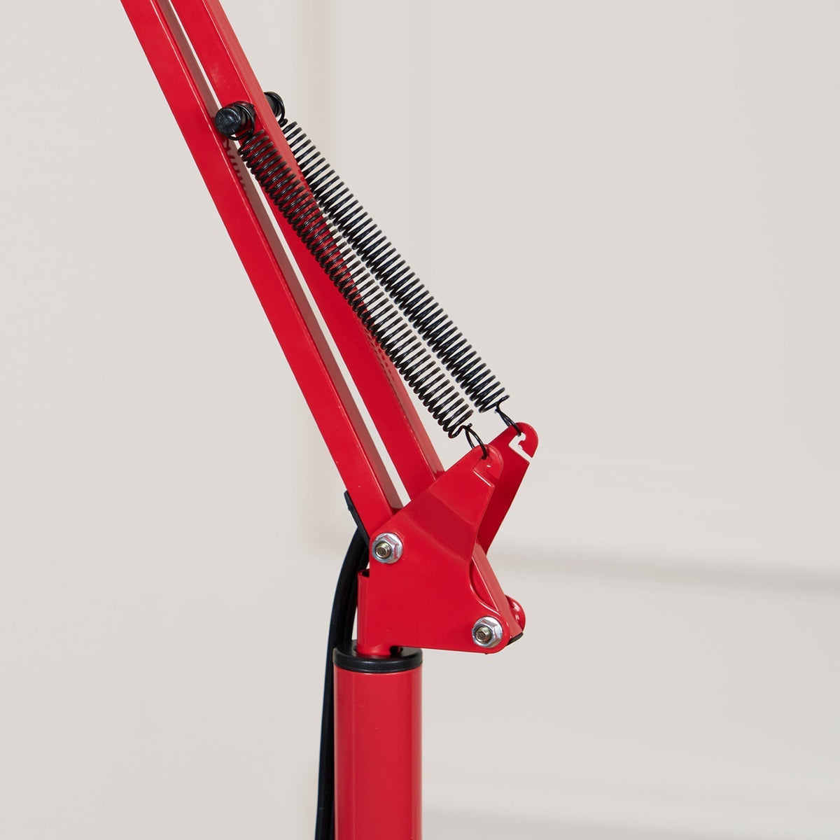 Idoren legesyg gulvlampe