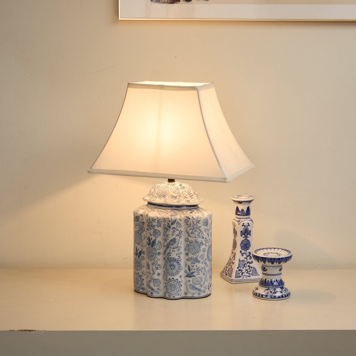 Marcellin blommig fågelbur-bordslampa