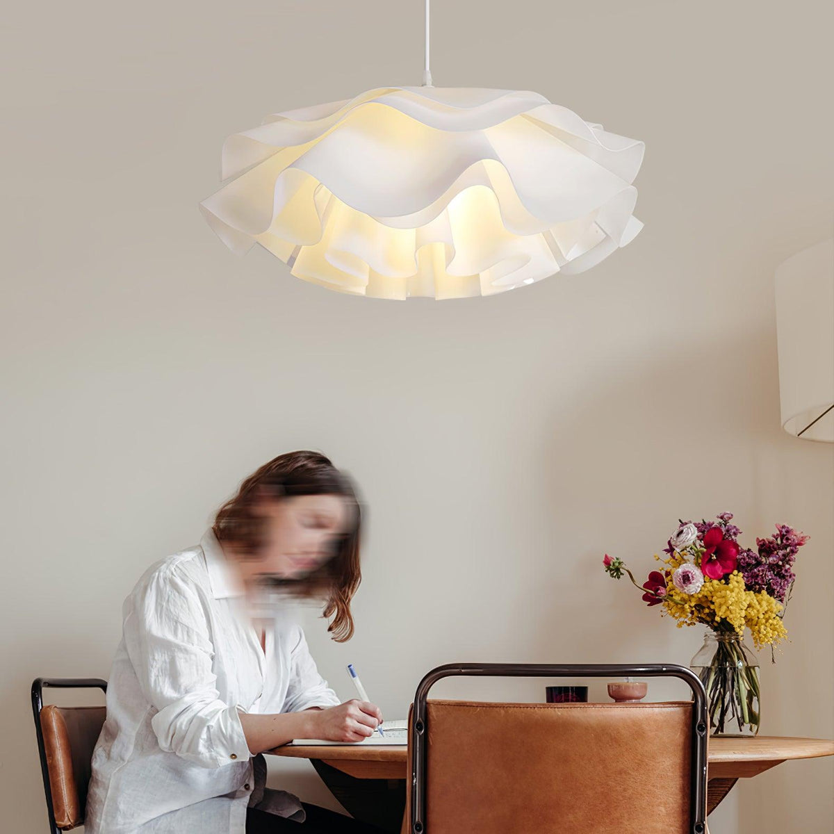 Niv blommig pendellampa