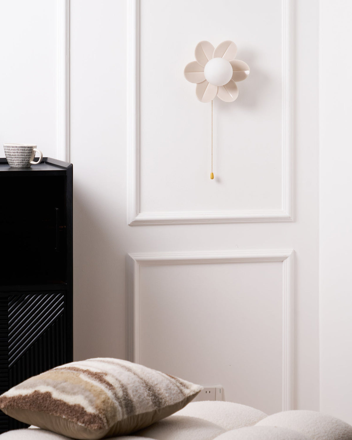 Bov Nordic Art - kukka-aiheinen hartsinen seinävalaisin