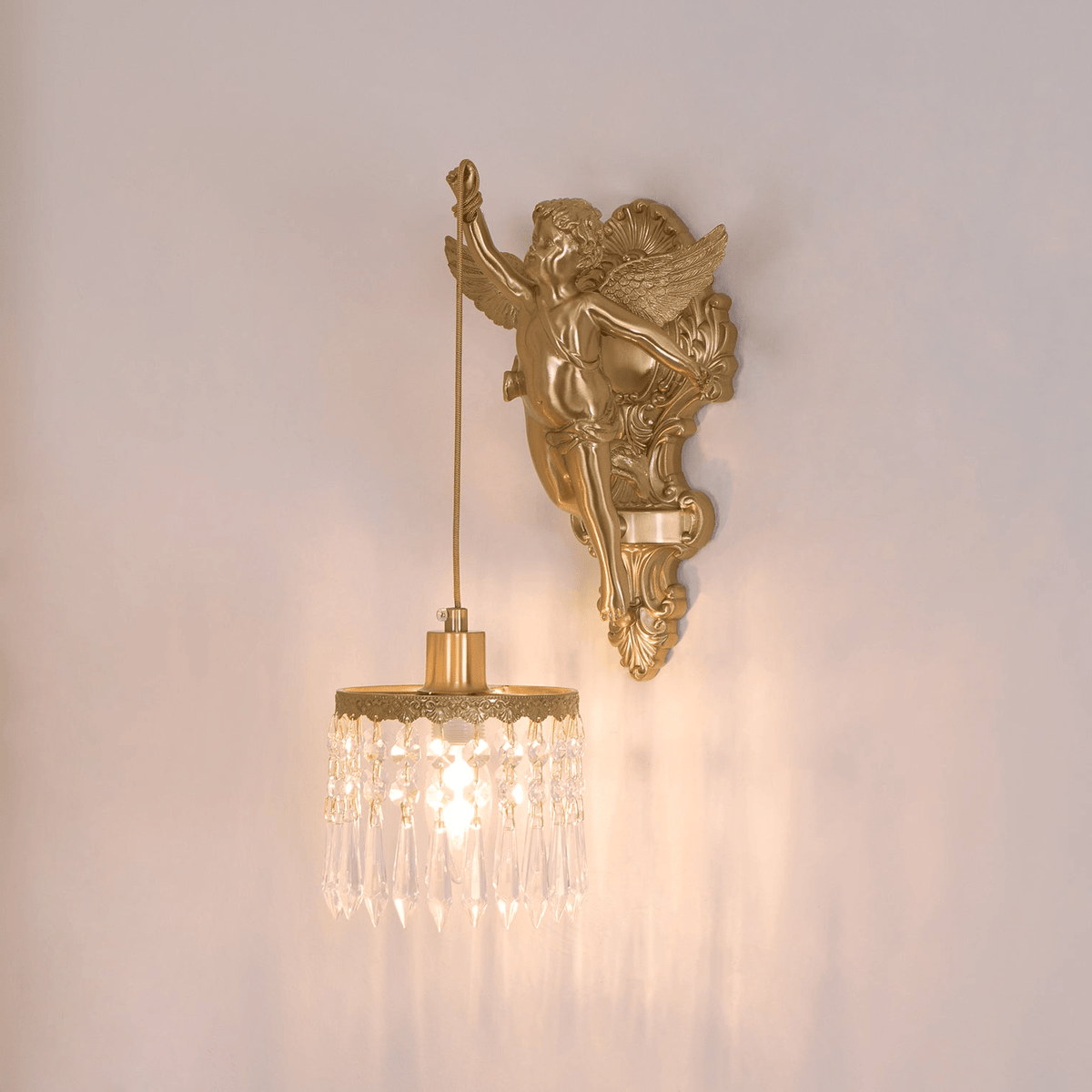 Bex vägglampa i glas med flygande ängel