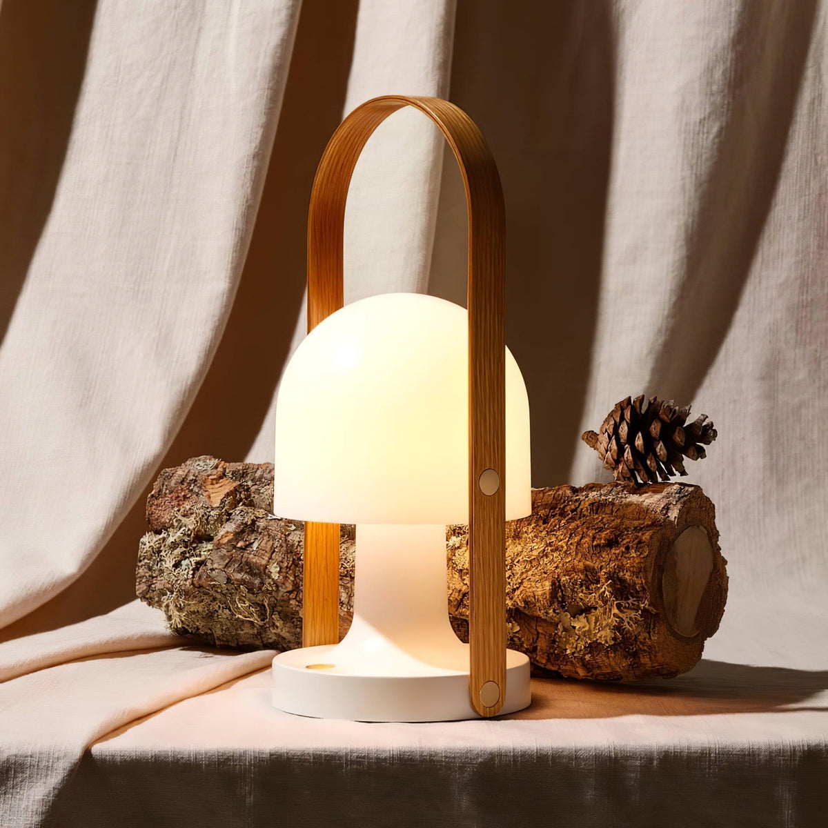 Elaanelle Table Lamp