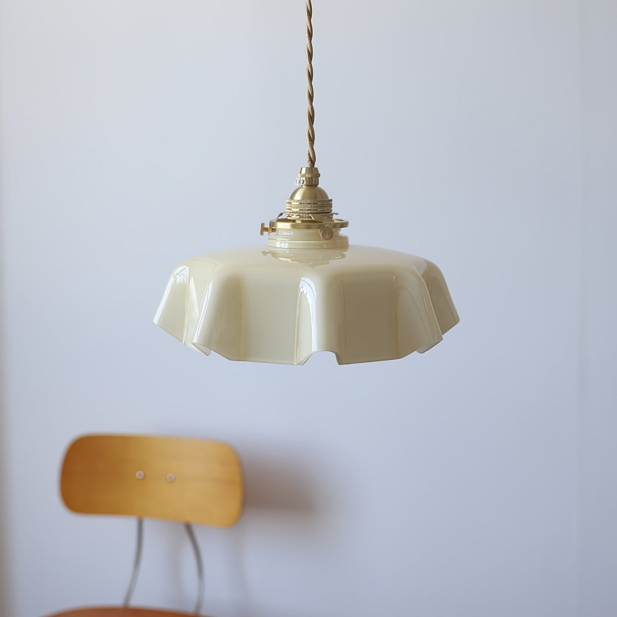 Civen Farmhouse Ruffled Pendant Light
