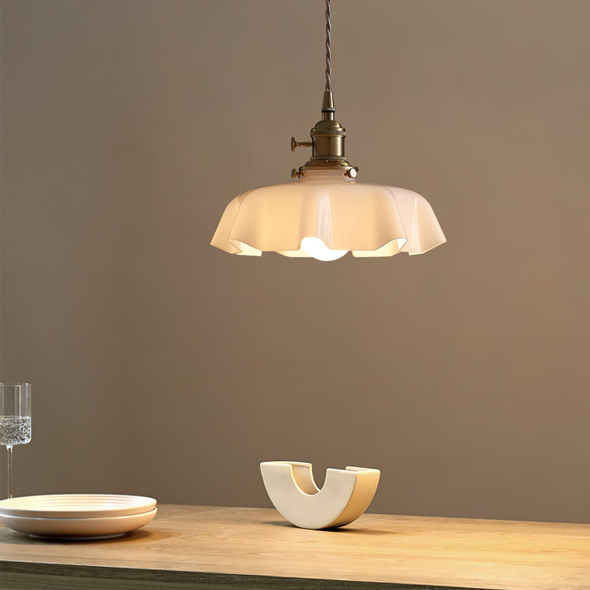 Civen Farmhouse Ruffled Pendant Light
