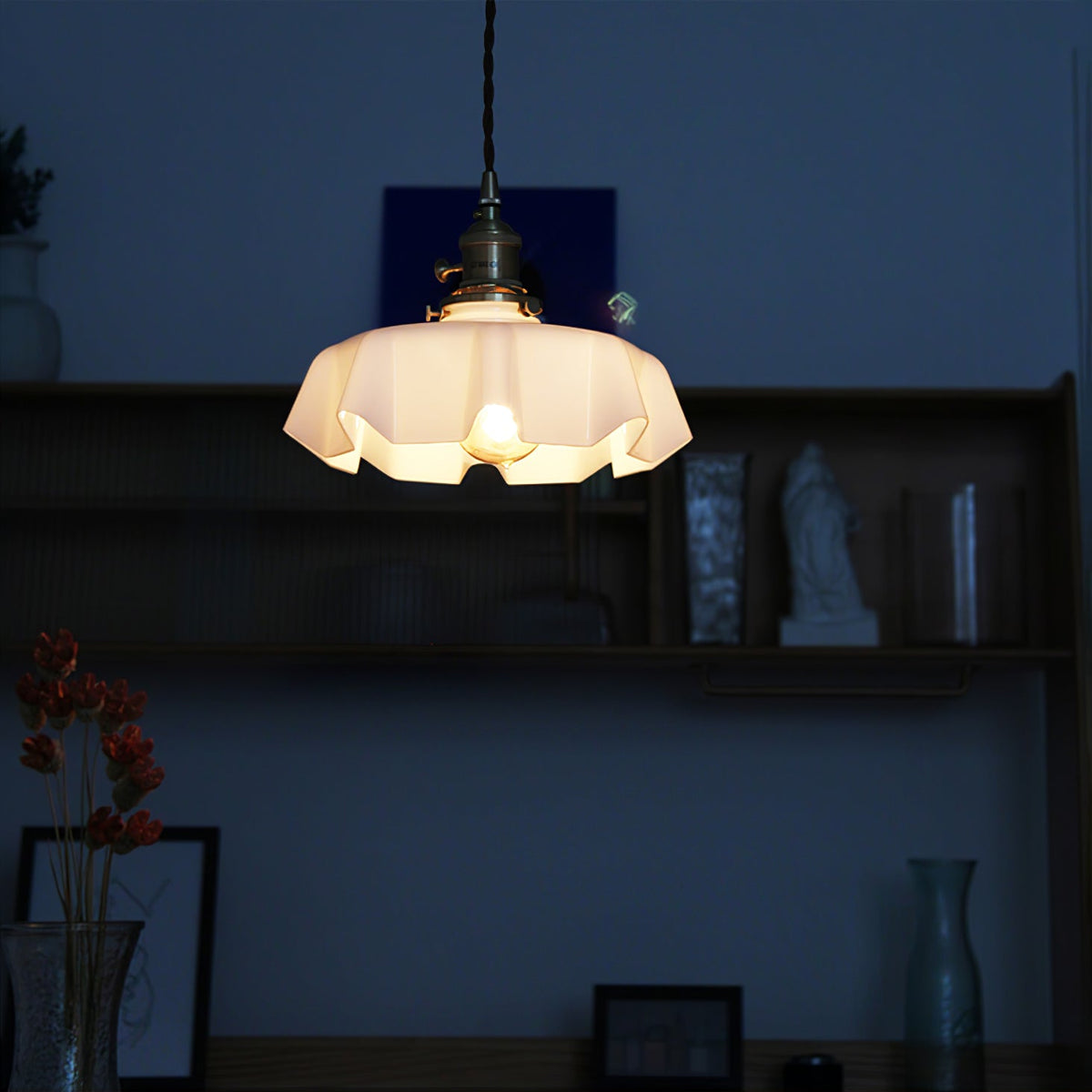 Civen Farmhouse Ruffled Pendant Light