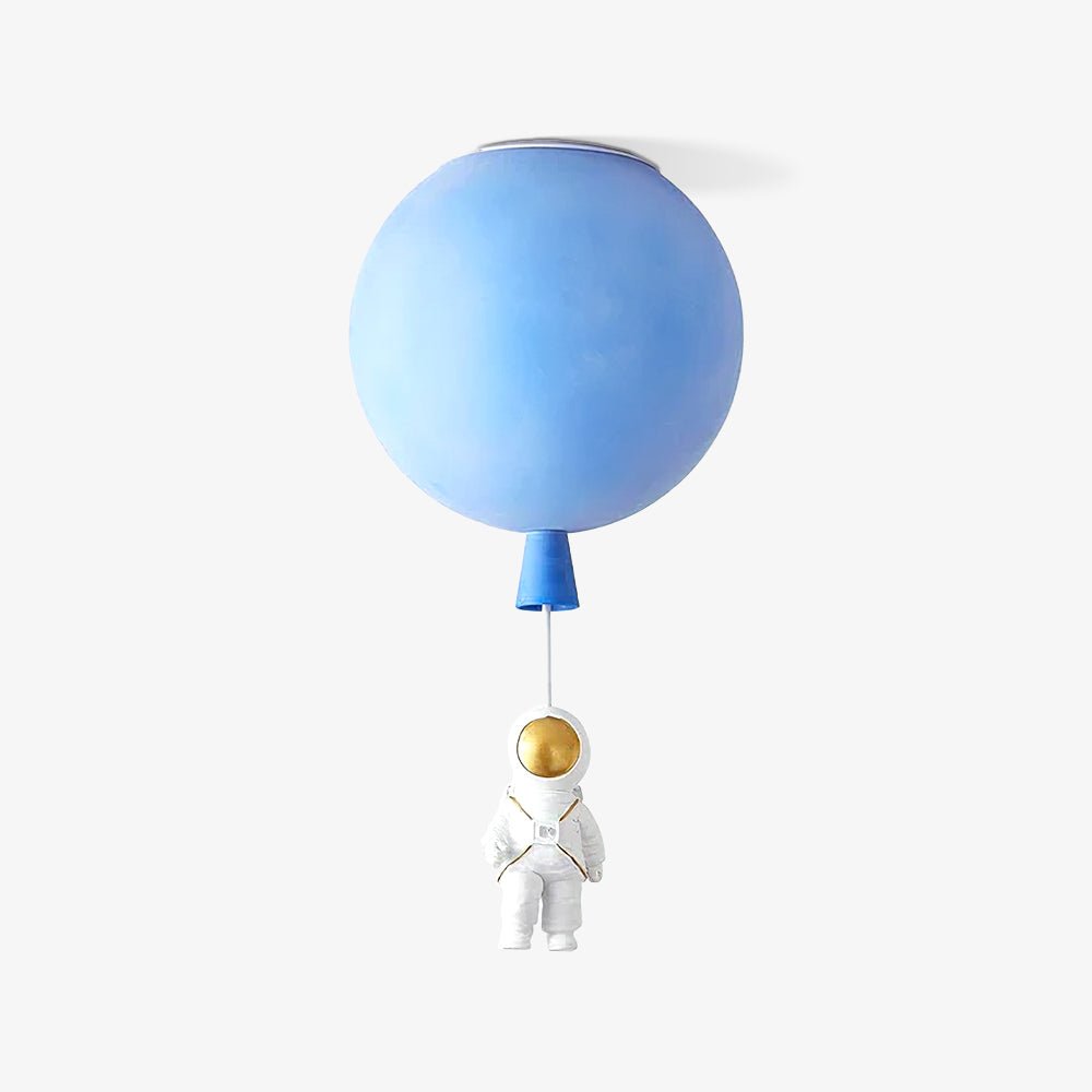 Nirerira loftslampe i akryl med ballon og astronaut, legende design til børneværelset