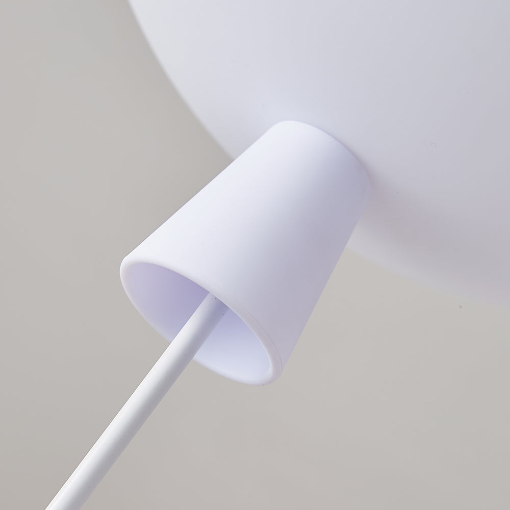 Nirerira loftslampe i akryl med ballon og astronaut, legende design til børneværelset