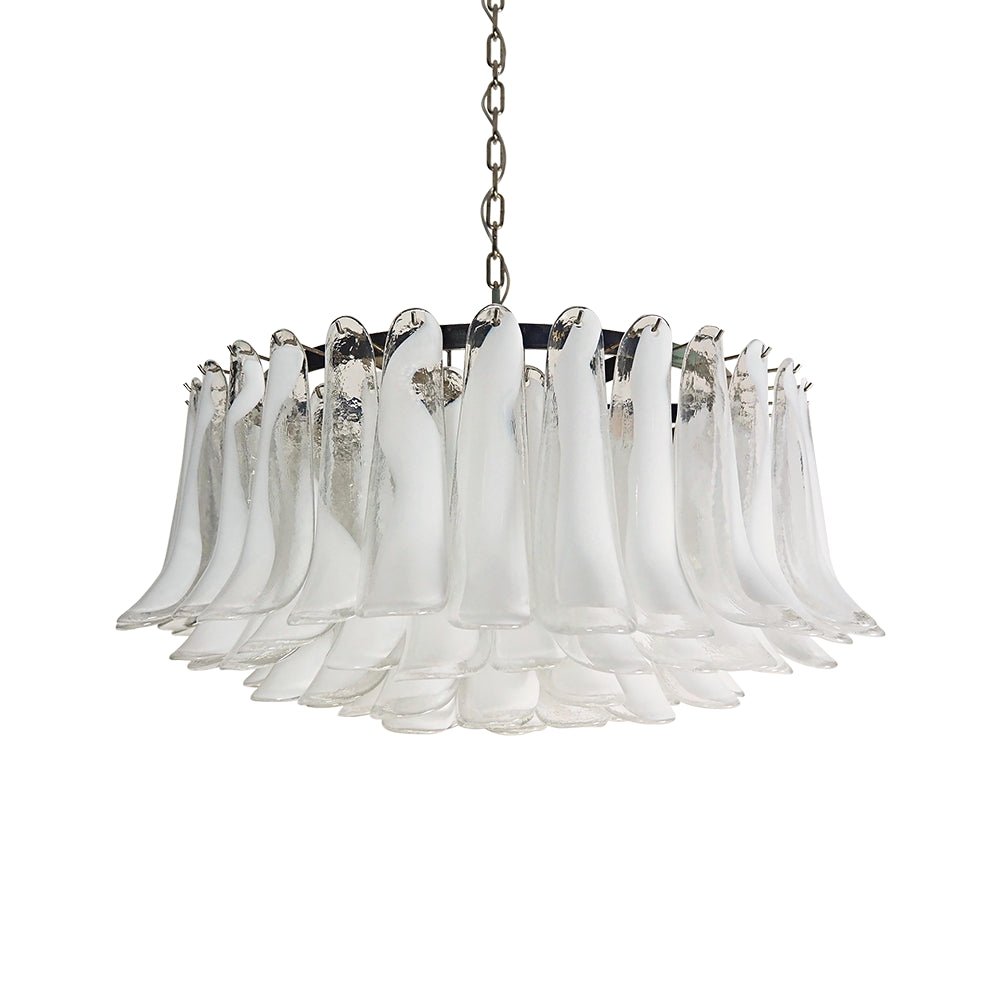 Lustre Thalion elegante com pétalas brancas em vidro Murano