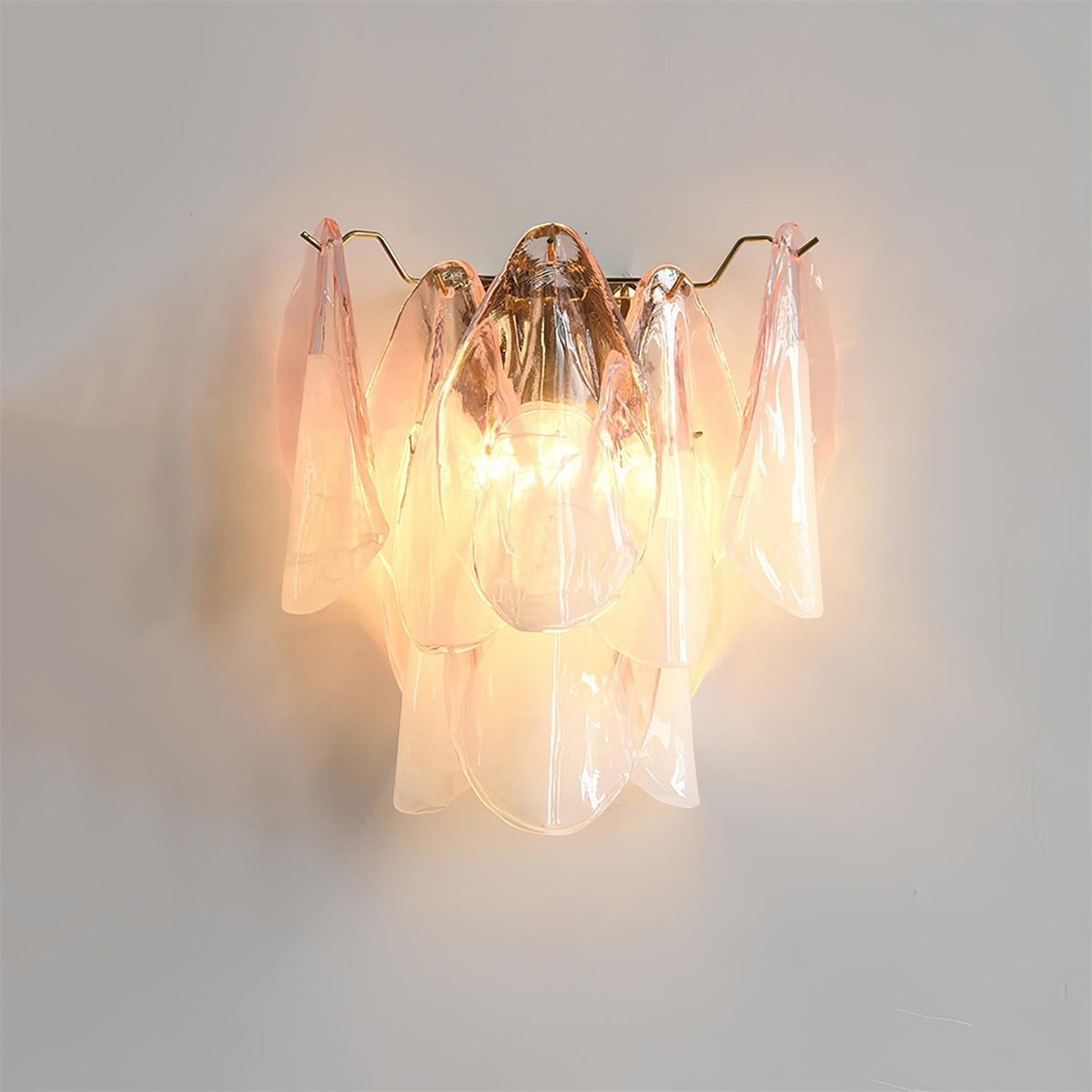 Opheli vägglampa