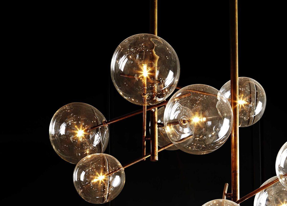 Aveno LED-ljósakróna úr glæru kristalgleri