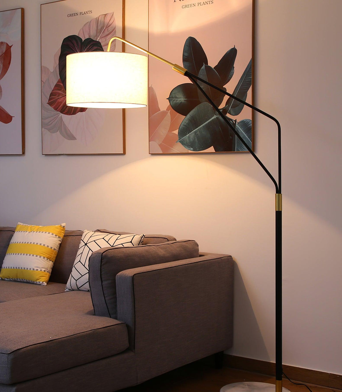 Candeeiro de pé minimalista em mármore Eveny