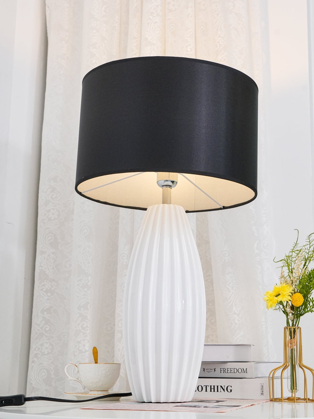 Terioina modern keramisk bordslampa