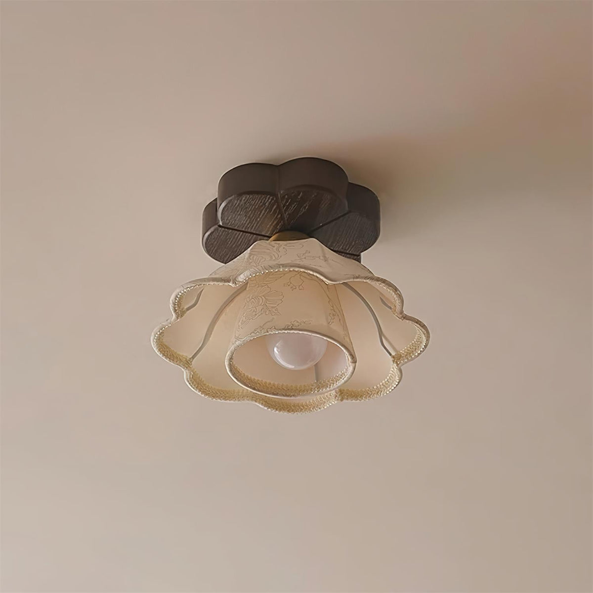 Coral-loftlampe