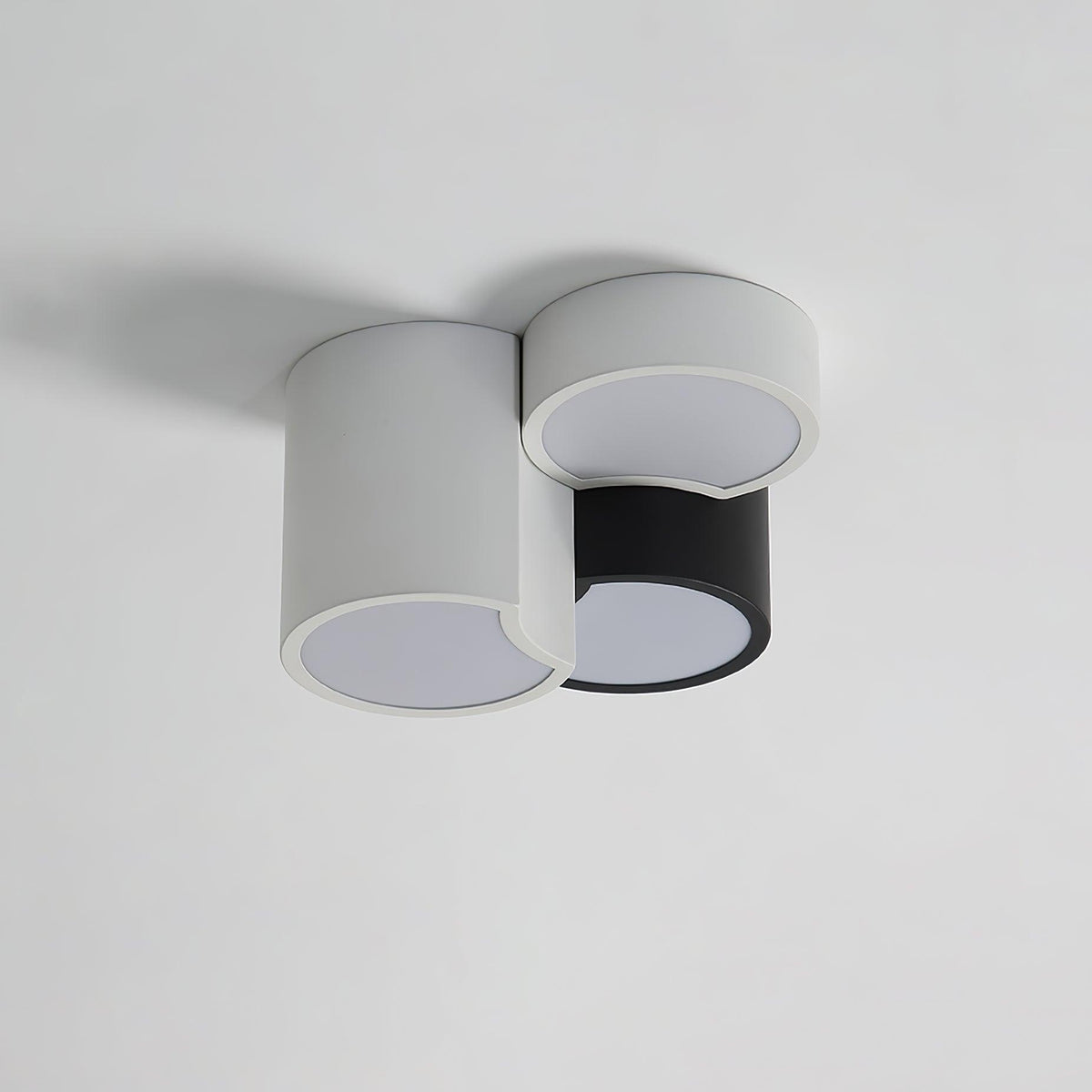 Ilthaisra loftslampe fra Geometric Collection