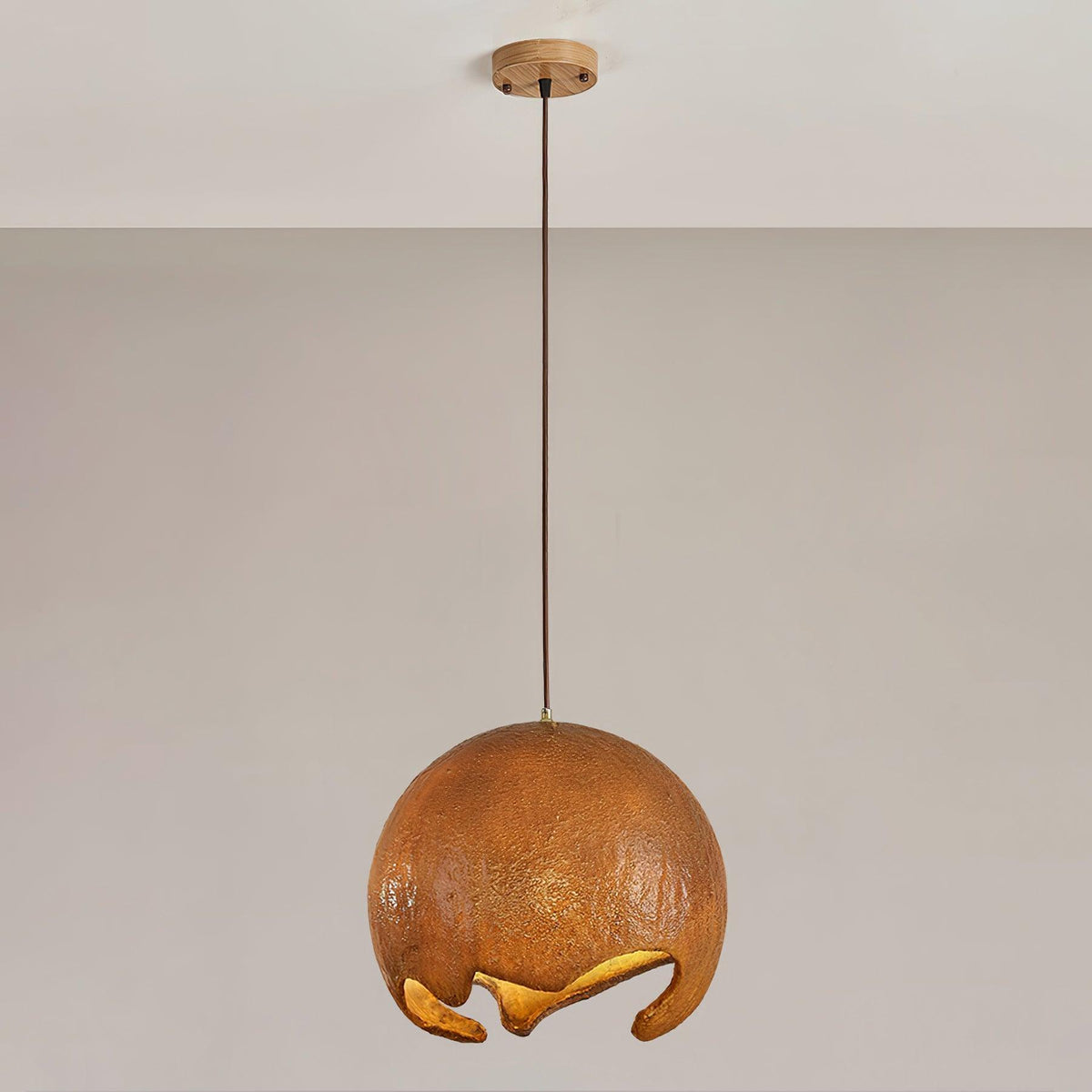 Patrick, wabi-sabi-tyylinen hartsiriippuvalaisin