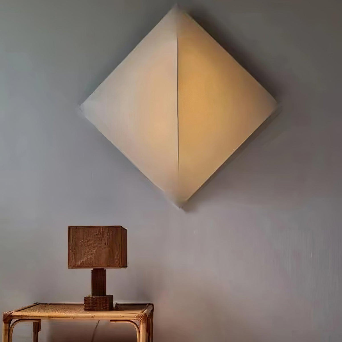 Linivelia minimalistinen kangasseinävalaisin