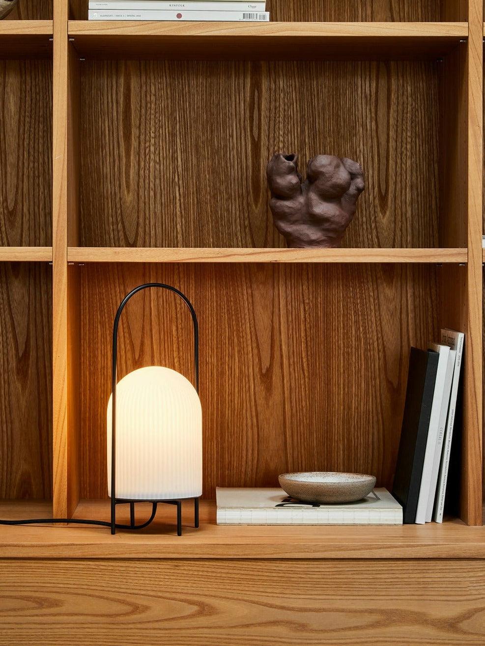 Firaie minimalistinen lasipöytävalaisin