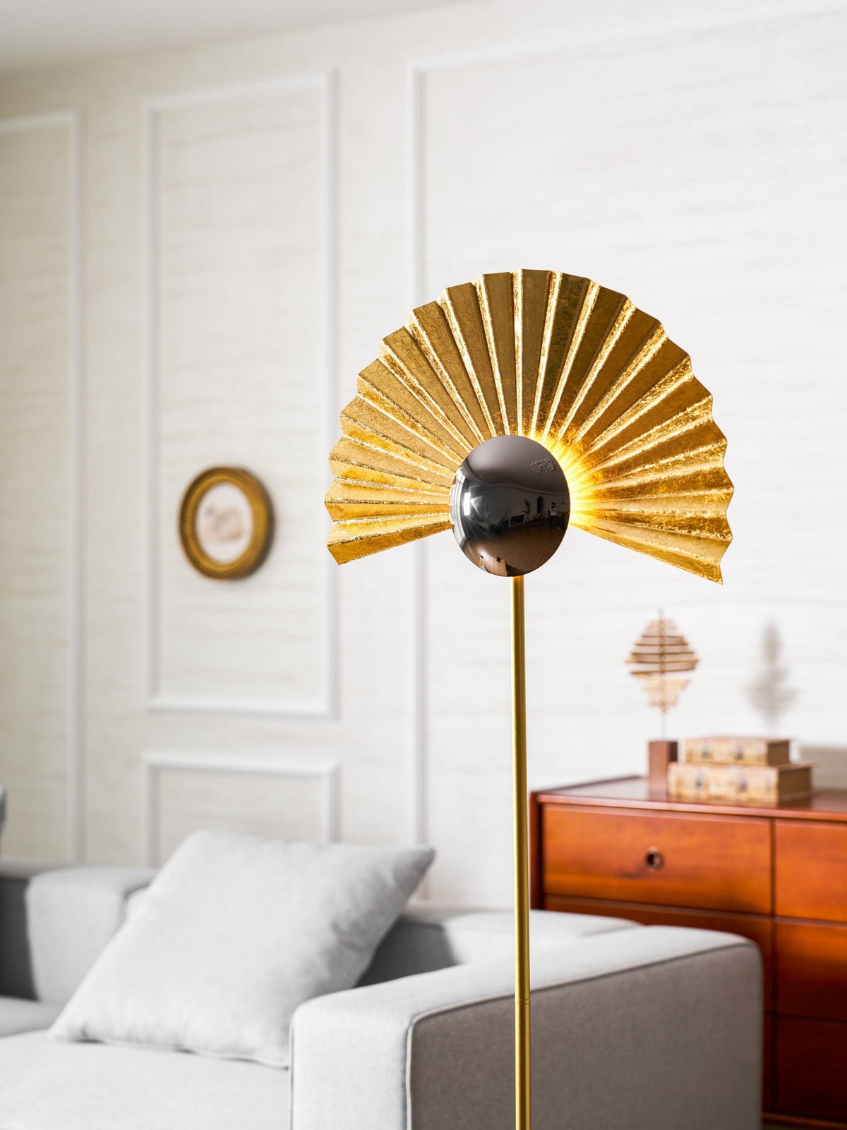 Candeeiro de pé Solvaar Gilded Fan
