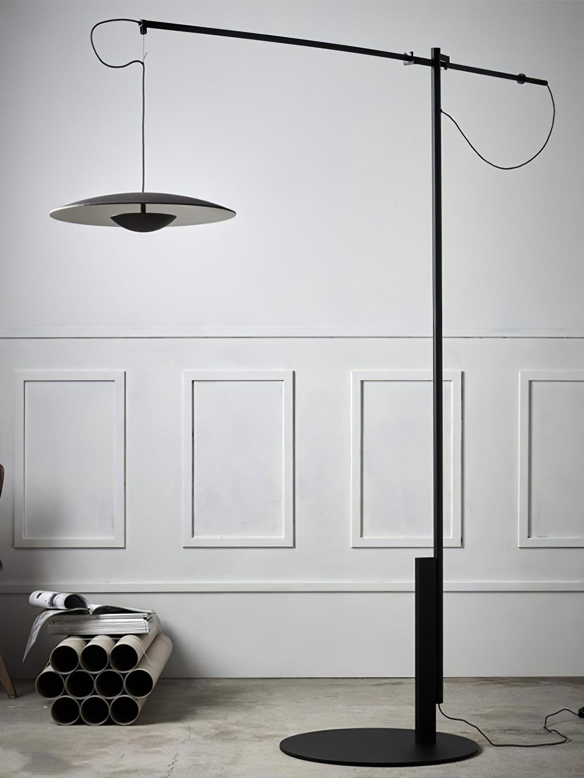 Ferinira minimalistinen alumiinilattiavalaisin