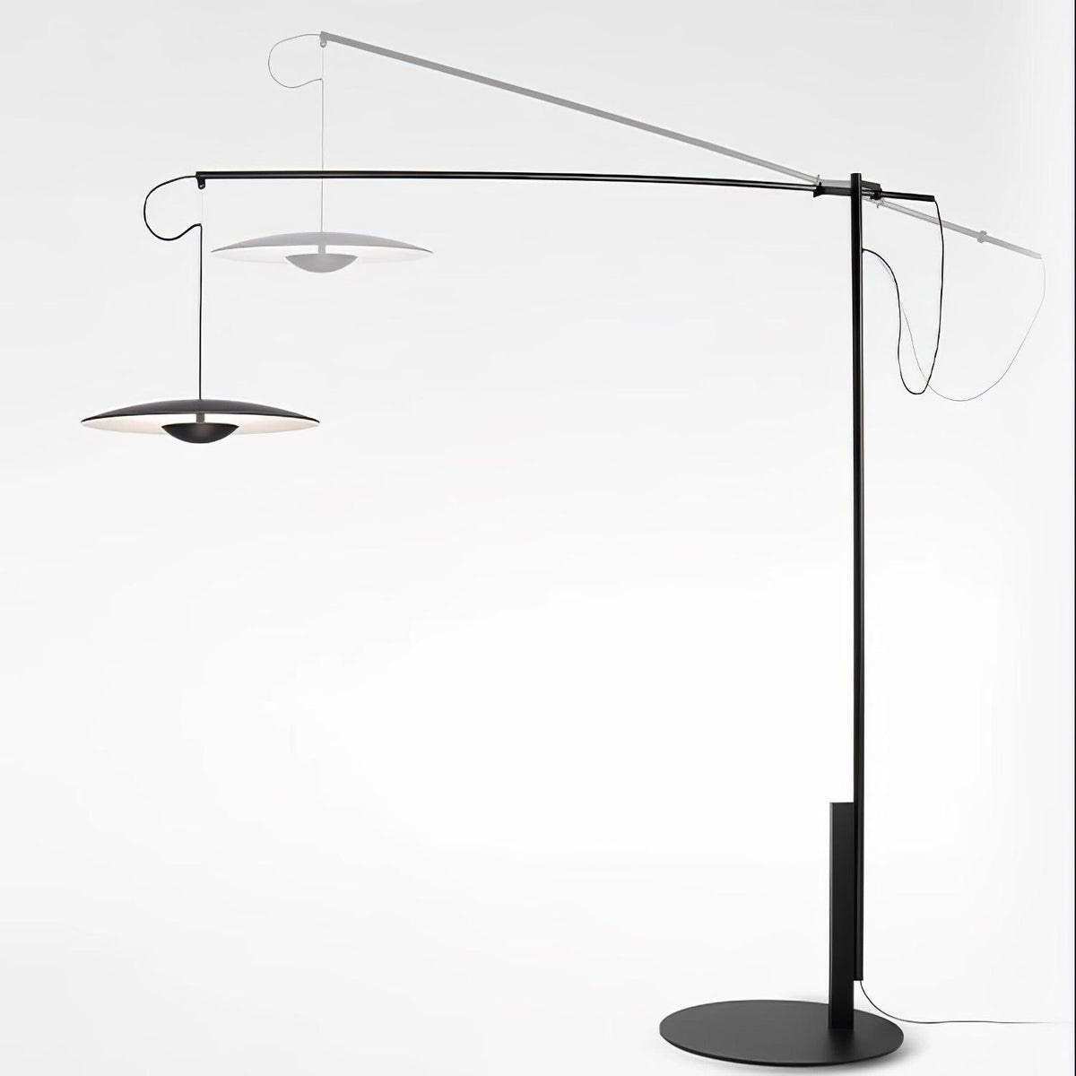 Ferinira minimalistinen alumiinilattiavalaisin