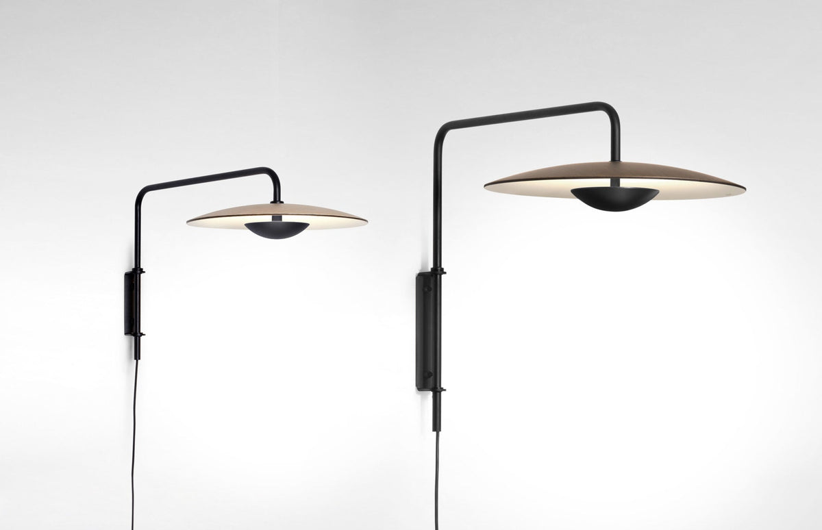 Abnormal klassisk modern minimalistisk vägglampa med stickkontakt