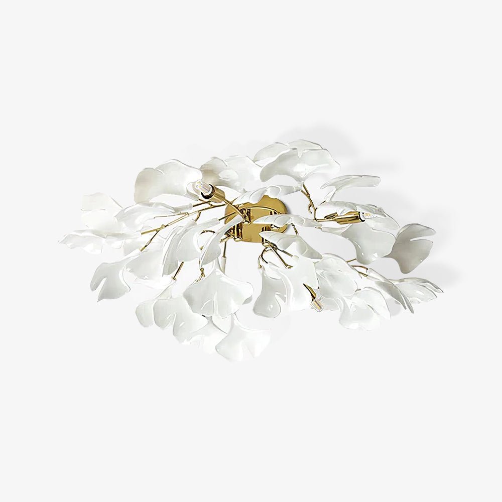 Orienaya-loftlampe med ginkgoblade og messinggren