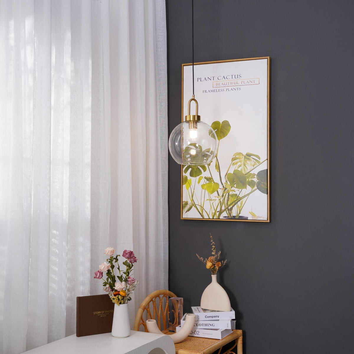 Sevelo pendel i matteret glas, swag-design, justerbar
