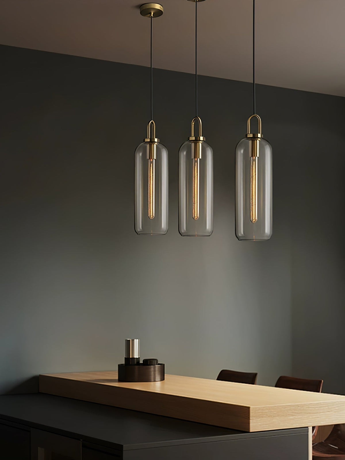 Sevelo pendel i matteret glas, swag-design, justerbar