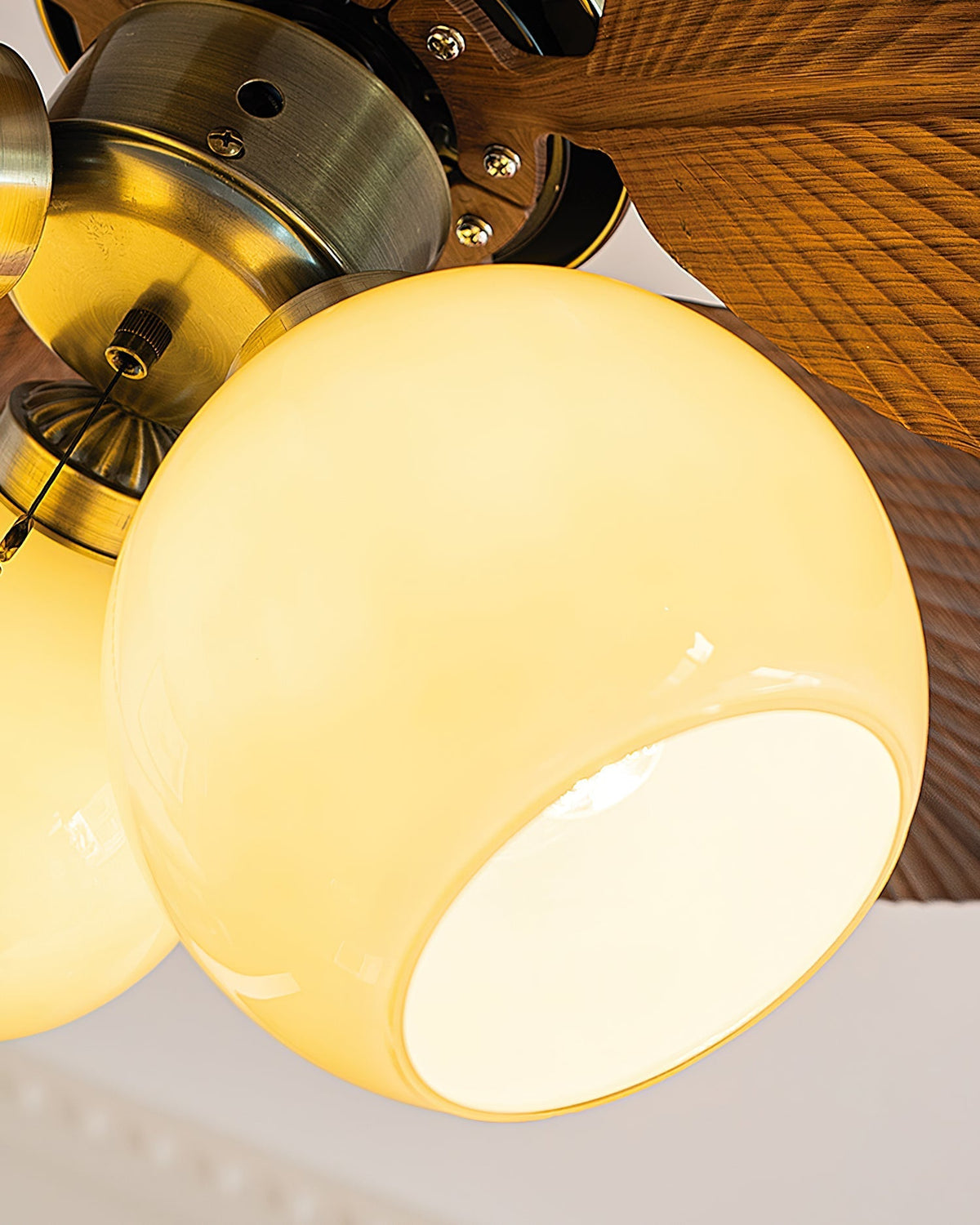 Luz de teto com ventoinha Miraneon