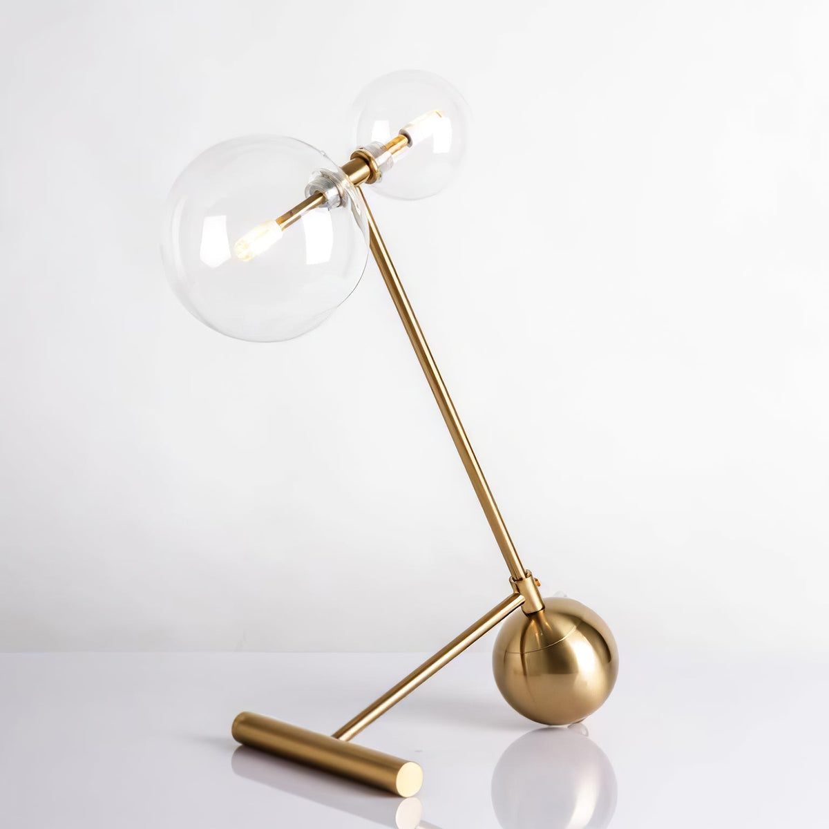 Deno moderne bordlampe