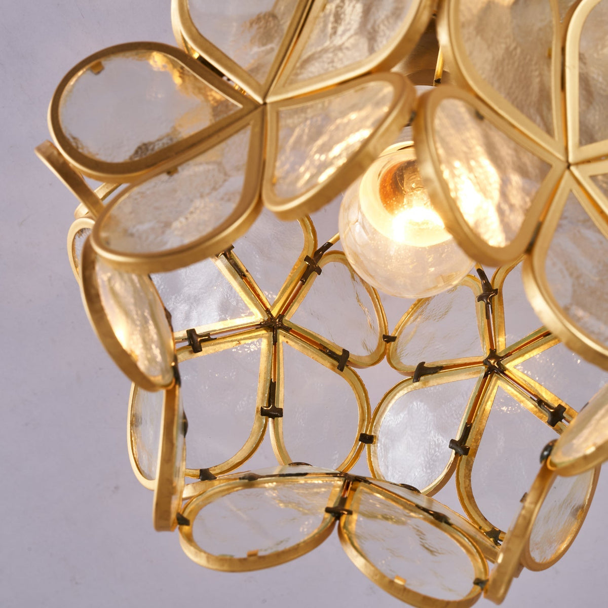 Ullaeiel postmoderne luksusloftlampe med gyldent glas og blomsterdesign