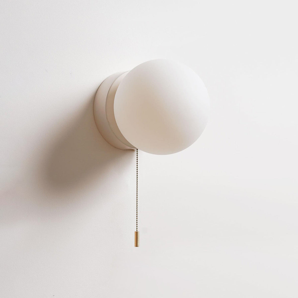 Reneette vägglampa