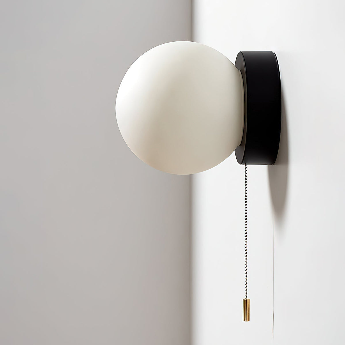 Reneette vägglampa