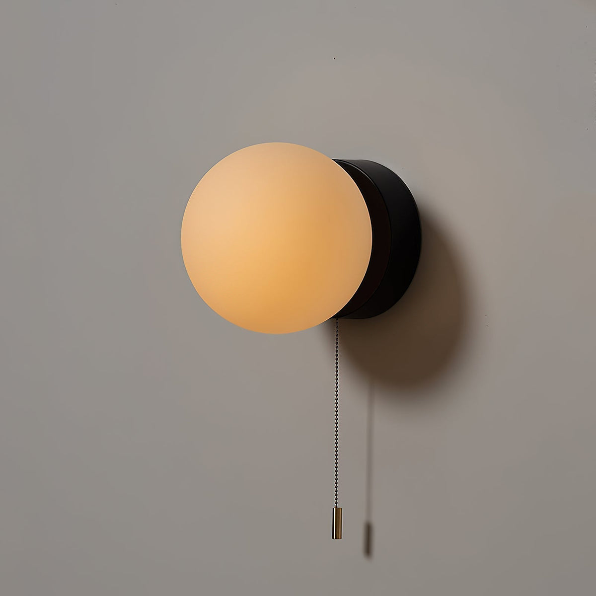 Reneette vägglampa