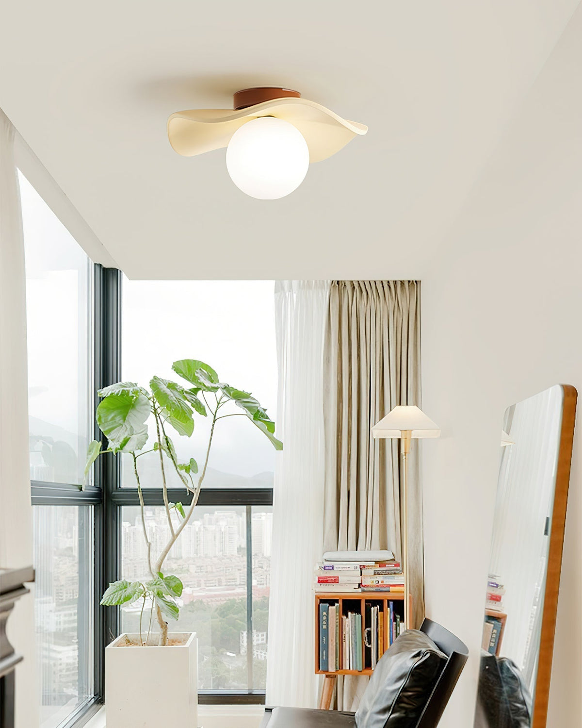 Bølgeformet loftslampe
