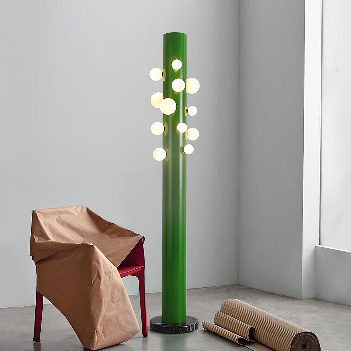 Ortaliel-gulvlampe i marmor