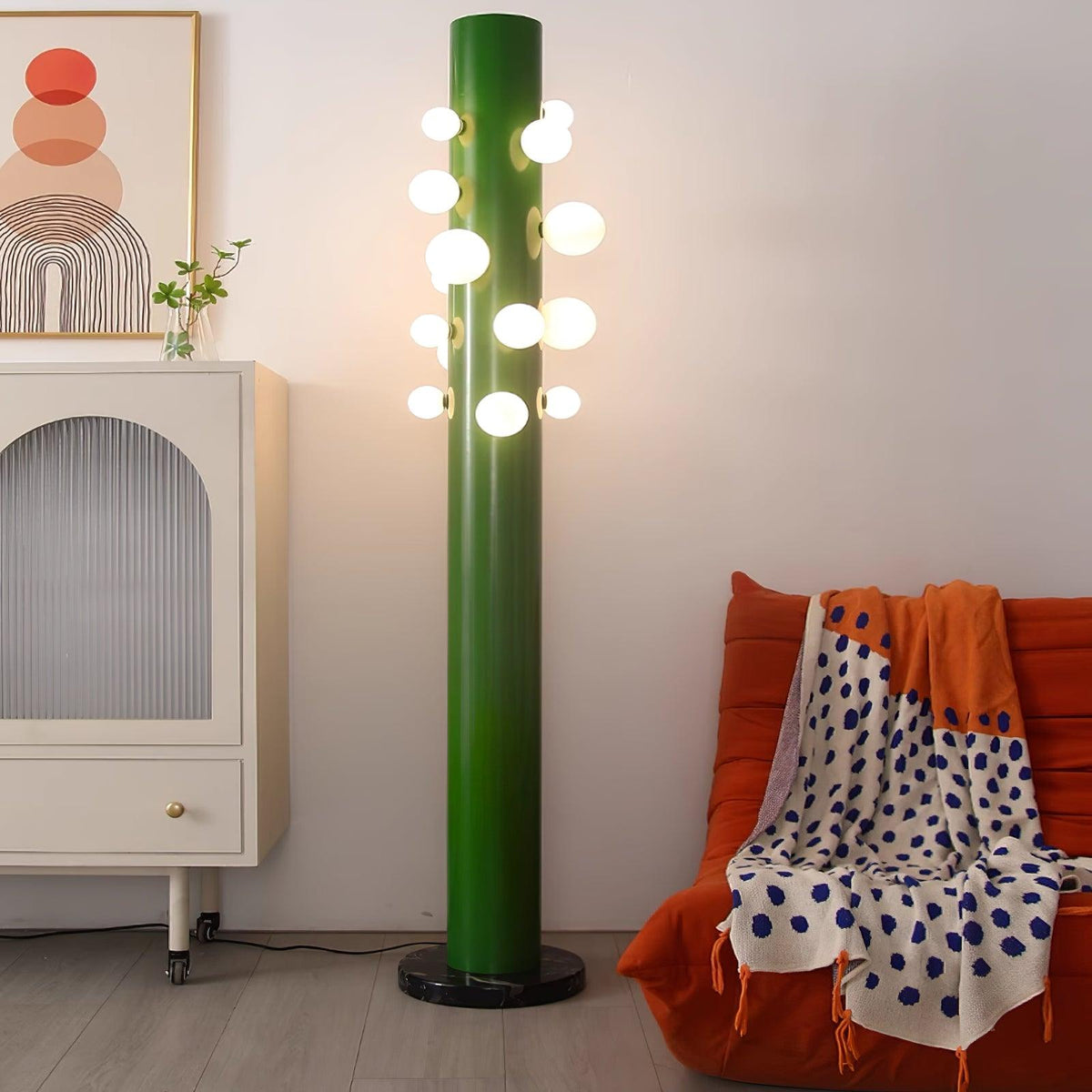 Ortaliel-gulvlampe i marmor