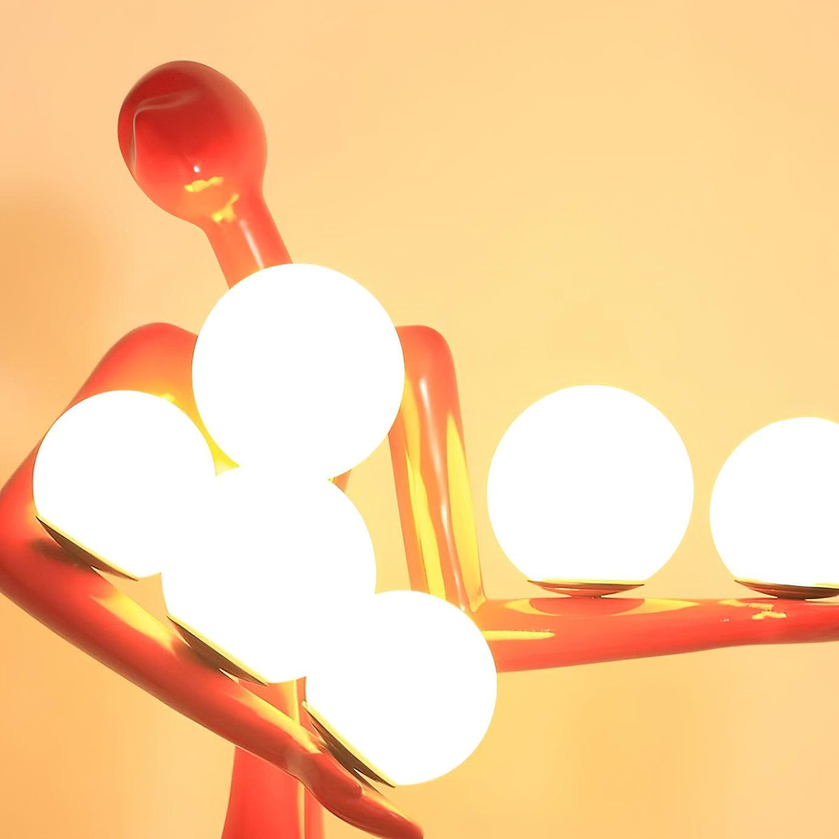 Orelivine golvlampa