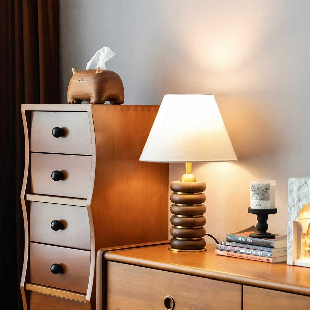 Rinalia minimalistisk bordslampa i trä