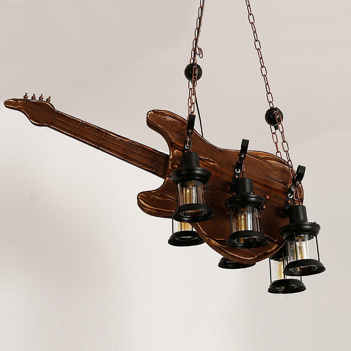 Elvisette pendellampe i guitarform, rustikt træ, vintage