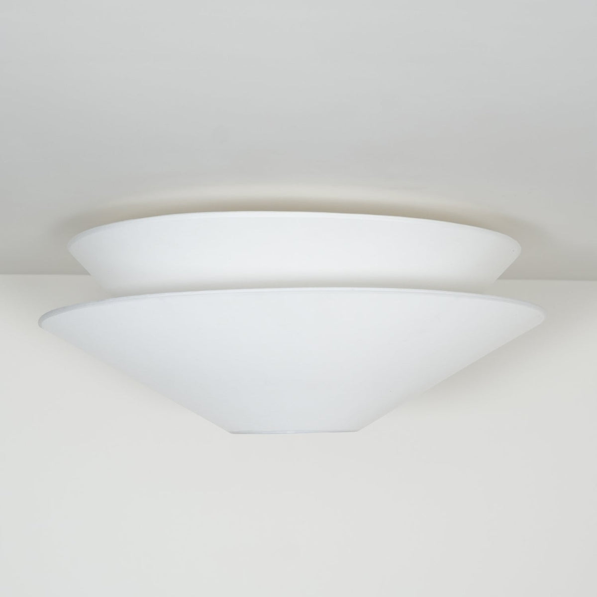 Ealo nordisk kunstnerisk loftslampe i stof