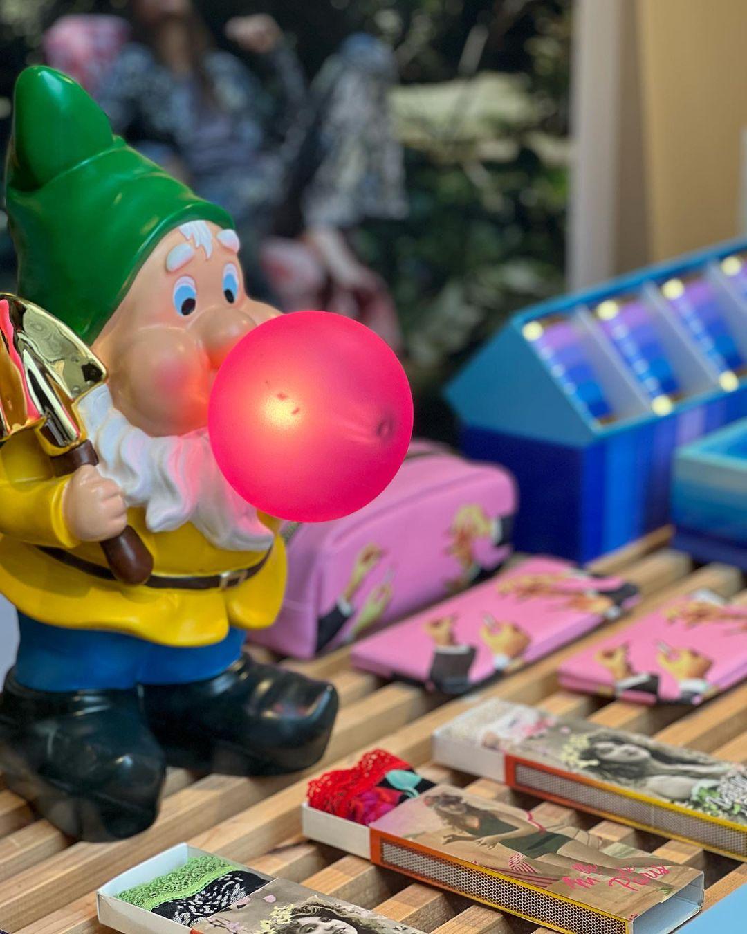 Mirivise Table Lamp