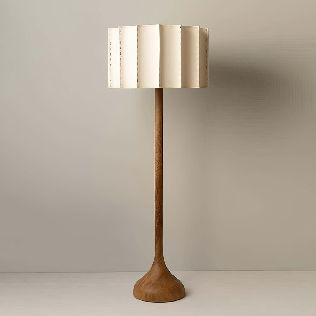 Candeeiro de pé Bexi, madeira minimalista