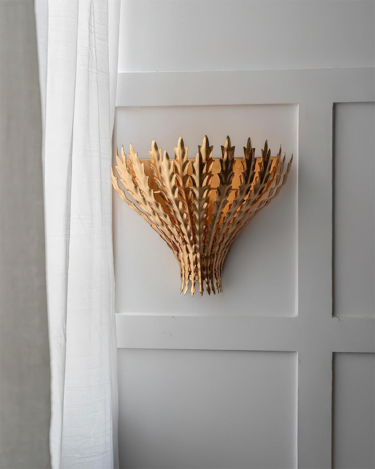 Hampton Wall Light Handmade Leaf Motif Elegant