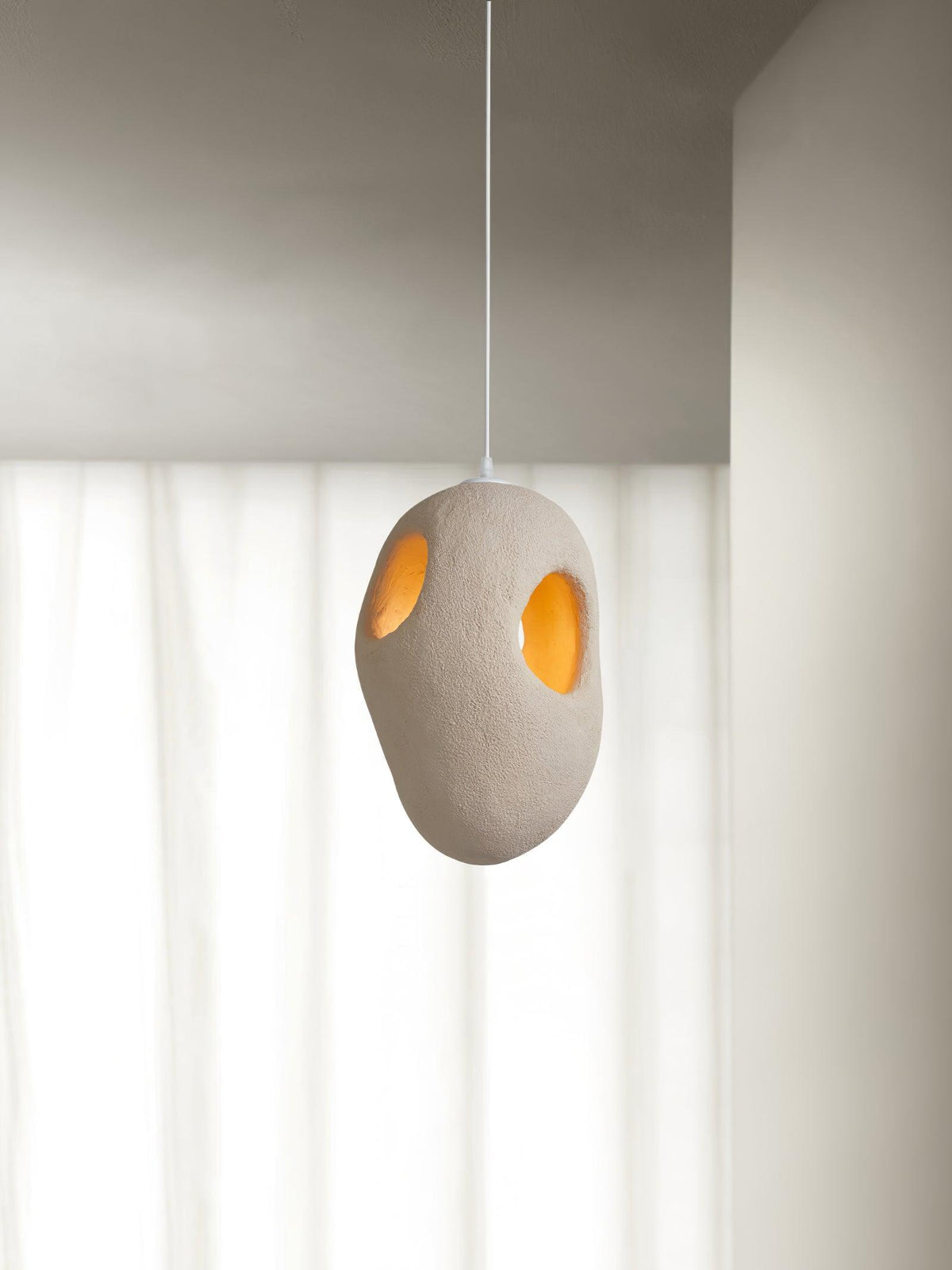 Evenu beige kunstnerisk pendellampe