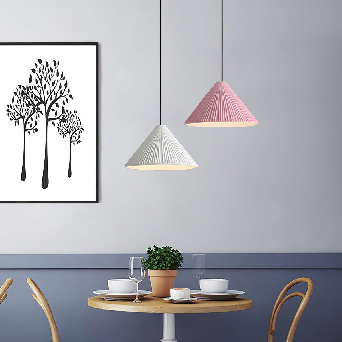 Cone Hat pendellampa i harts