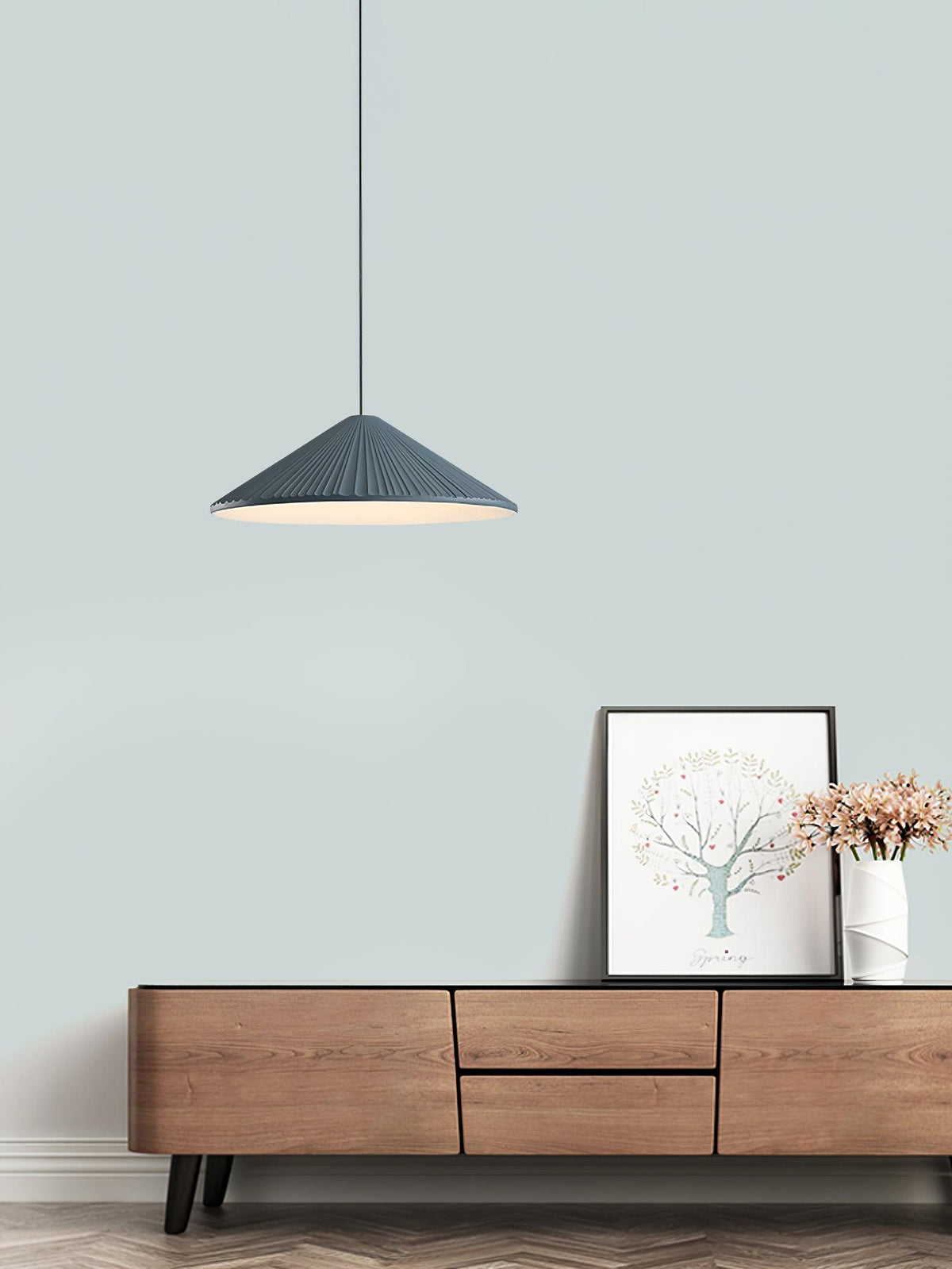 Cone Hat pendellampa i harts