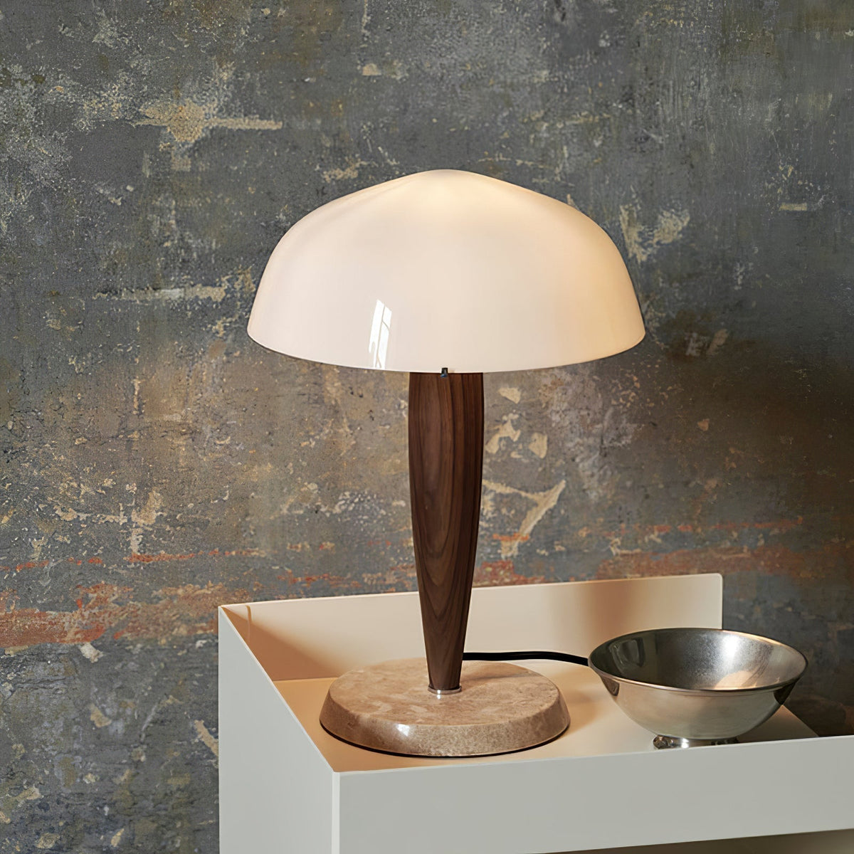 Candeeiro de mesa Emerson em madeira
