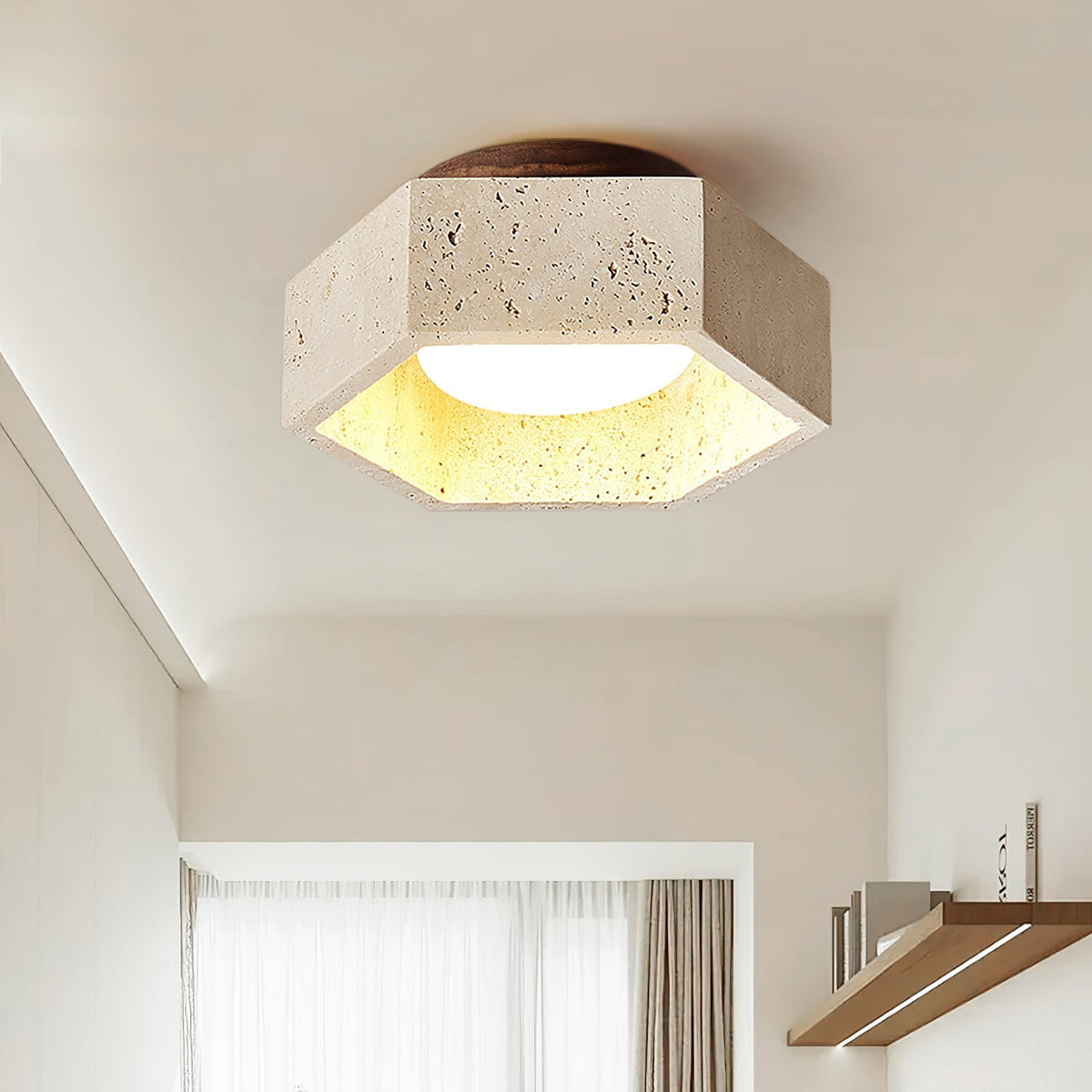 Noriaine loftslampe i travertin