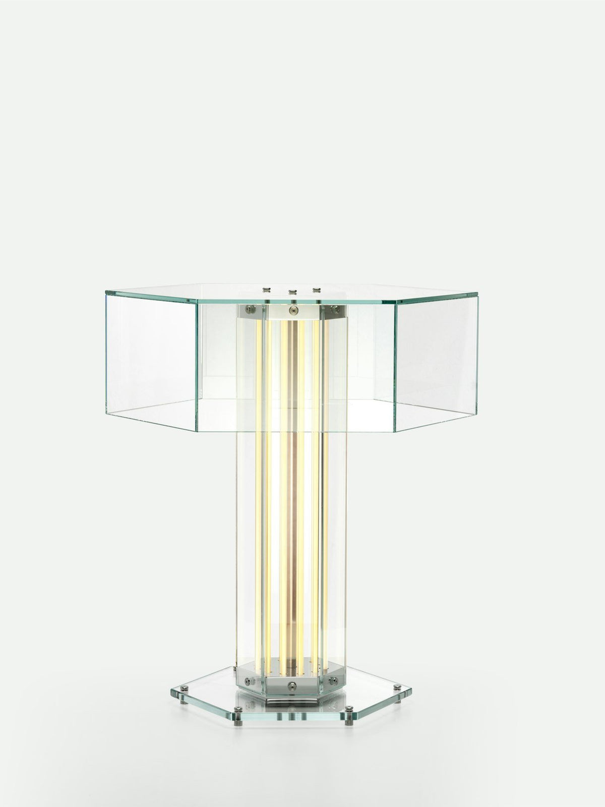 Bordlampe med sekskantet glas